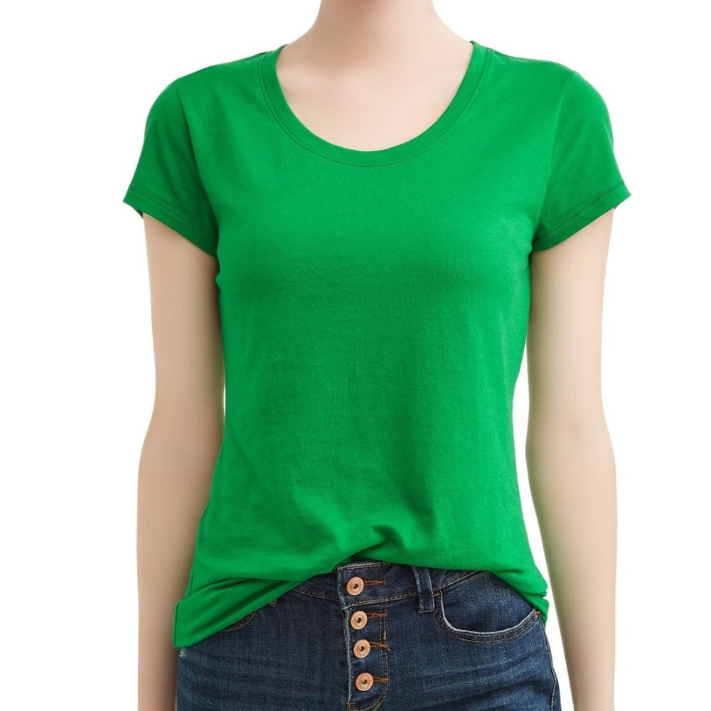 NWT No Boundaries Scoop Neck Tee (Multiple Colors and Sizes)